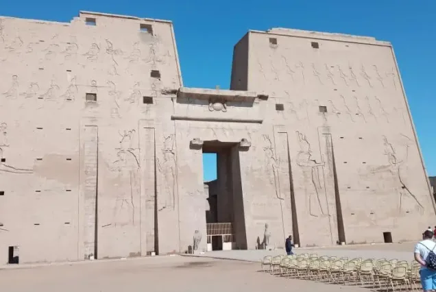 the entrance of adfu temple